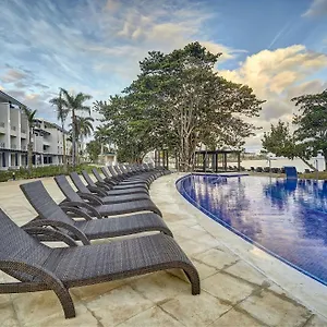 https://royalton-negril-resort-spa.hotelsnegriljamaica.com
